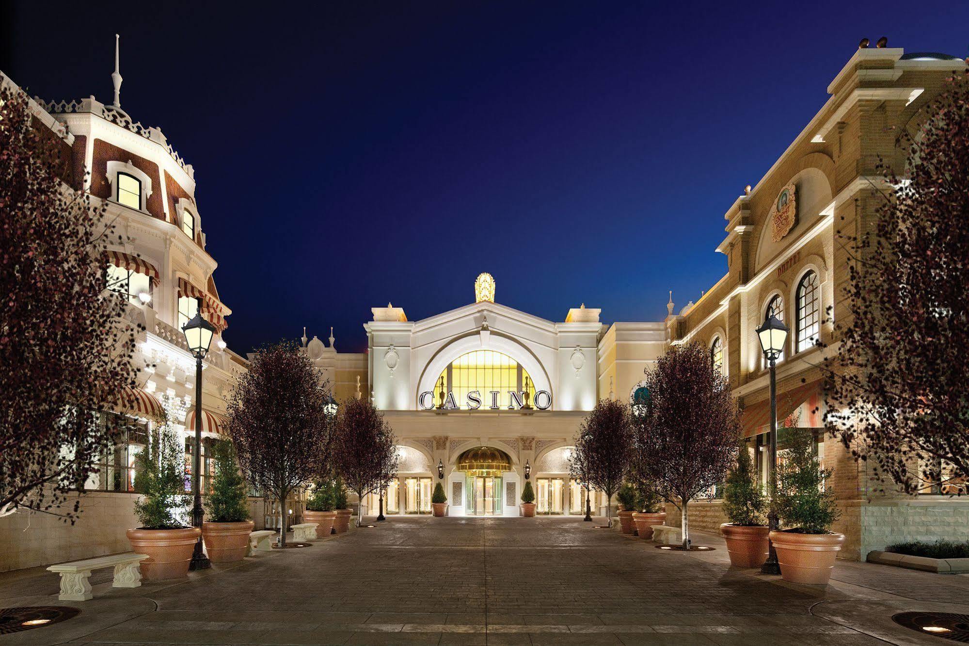 River City Casino And Hotel Lemay Exterior photo